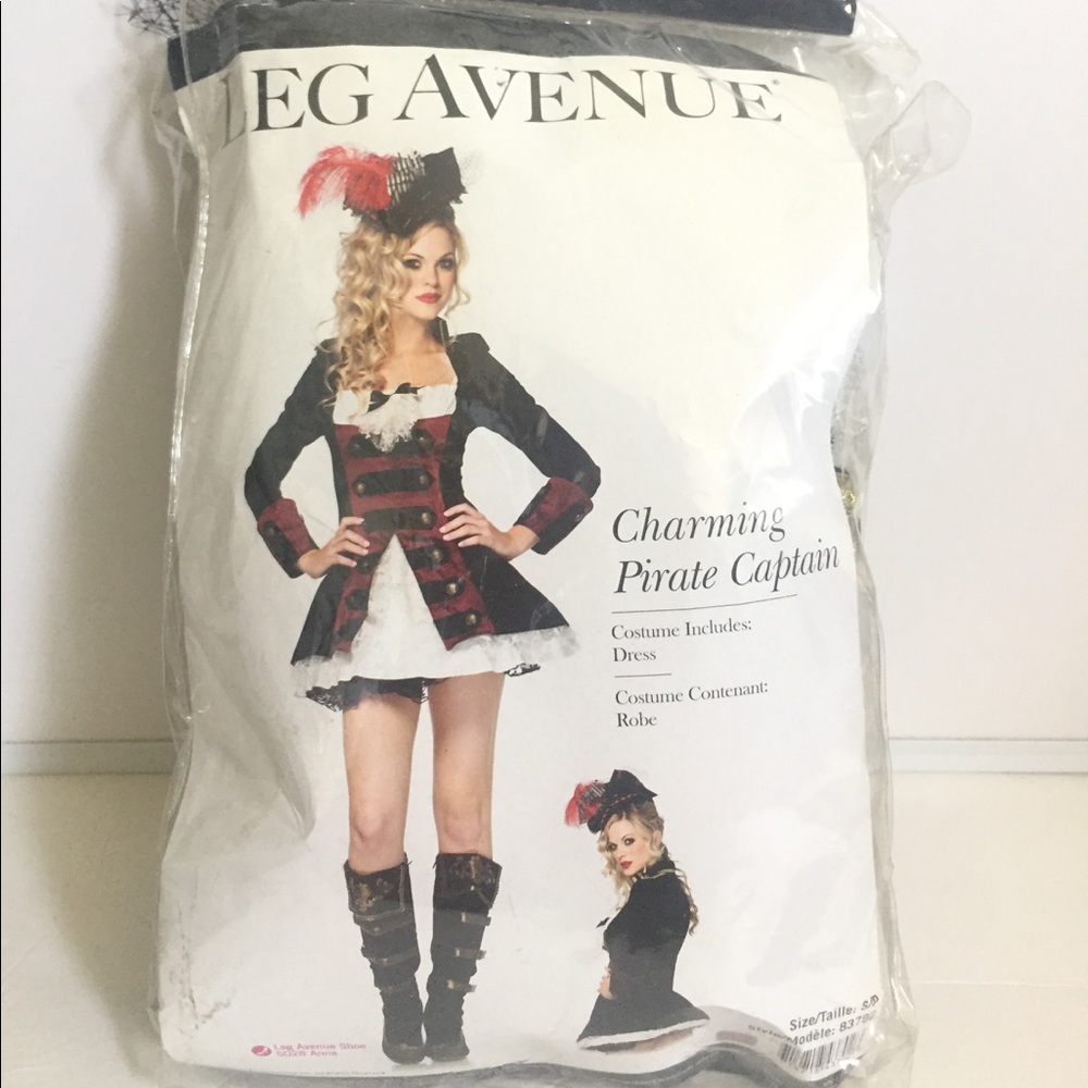 Leg Avenue Sexy Charming Pirate Captain Costume- S